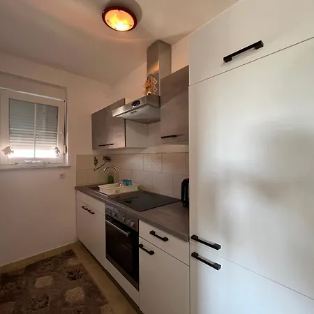 Alic Apartment