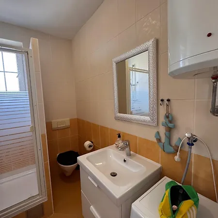Alic Apartman *